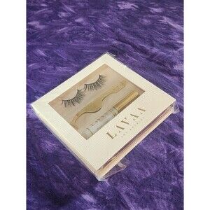 LAVAA Lashes Flirty Lash Set 3D Mink Applicator Glue Strip Eyelashes Multi Uses